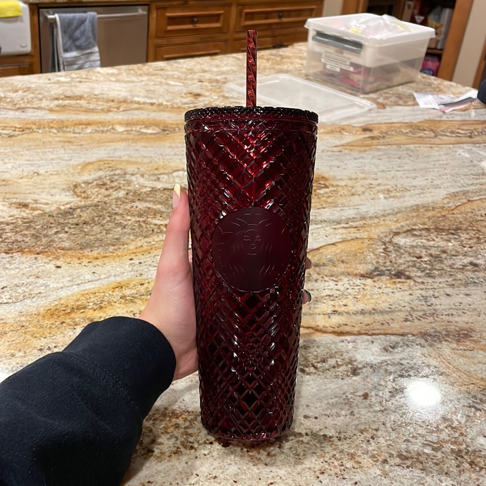 BRAND NEW limited edition red starbucks tumblr